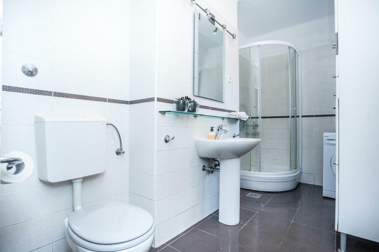 Apartment Nina , Bacvice Beach 스플리트 외부 사진
