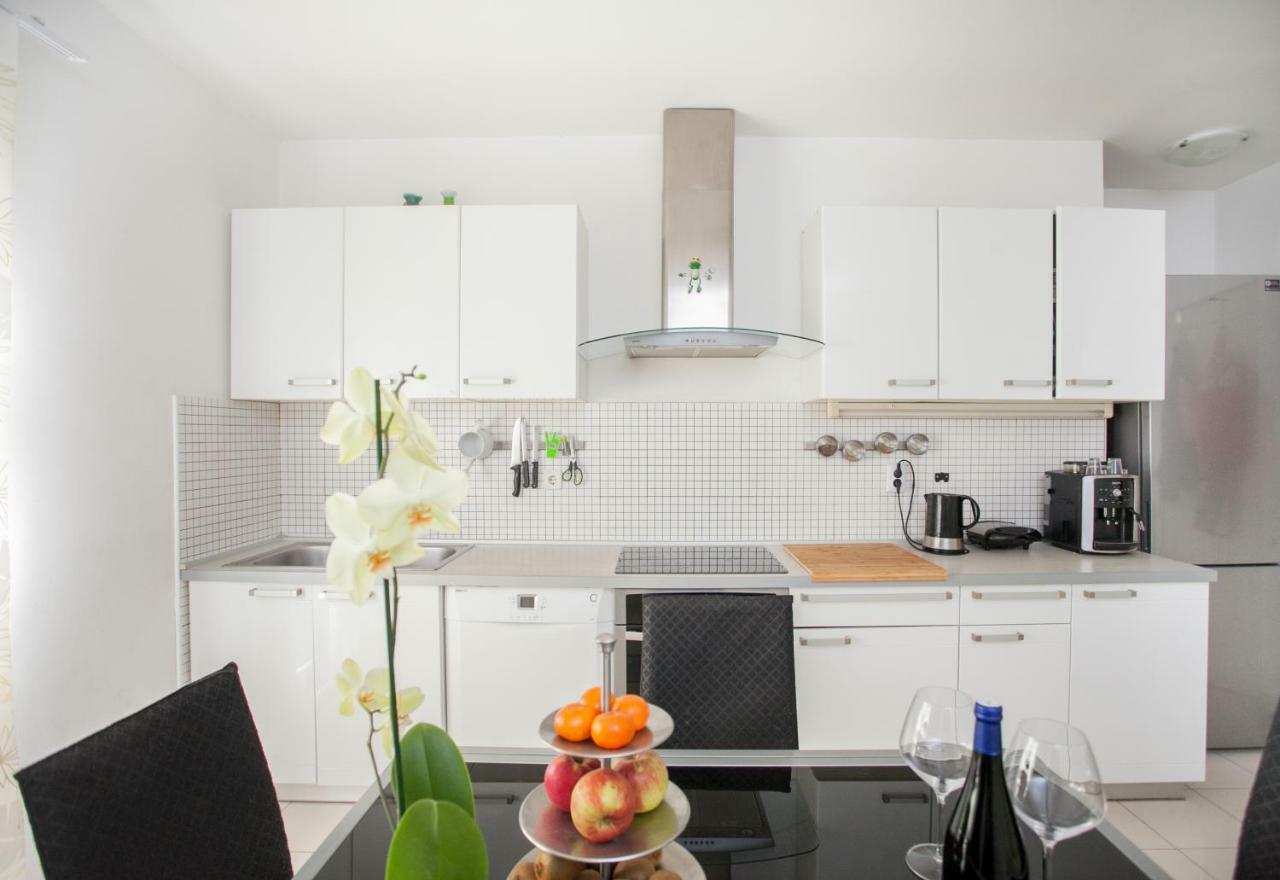 Apartment Nina , Bacvice Beach 스플리트 외부 사진